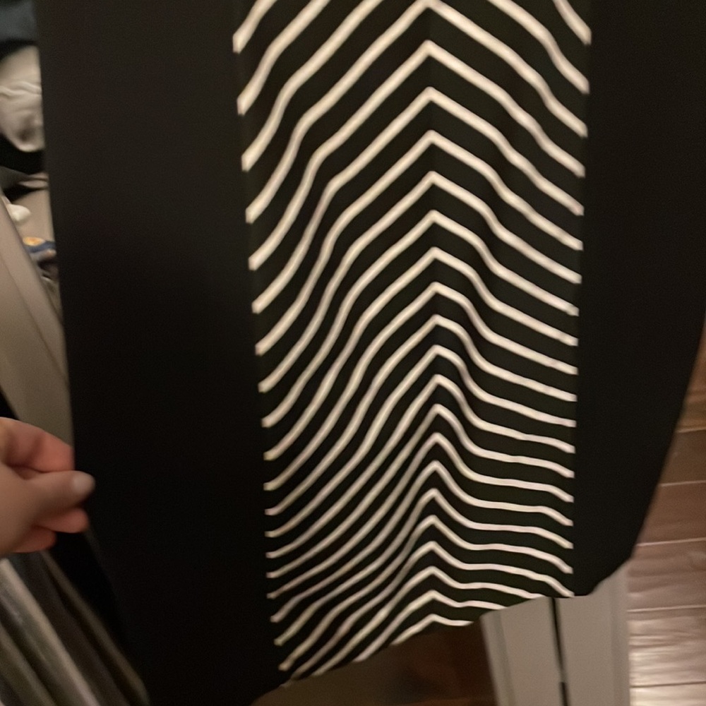 Guess Dress - Picture 3 of 5